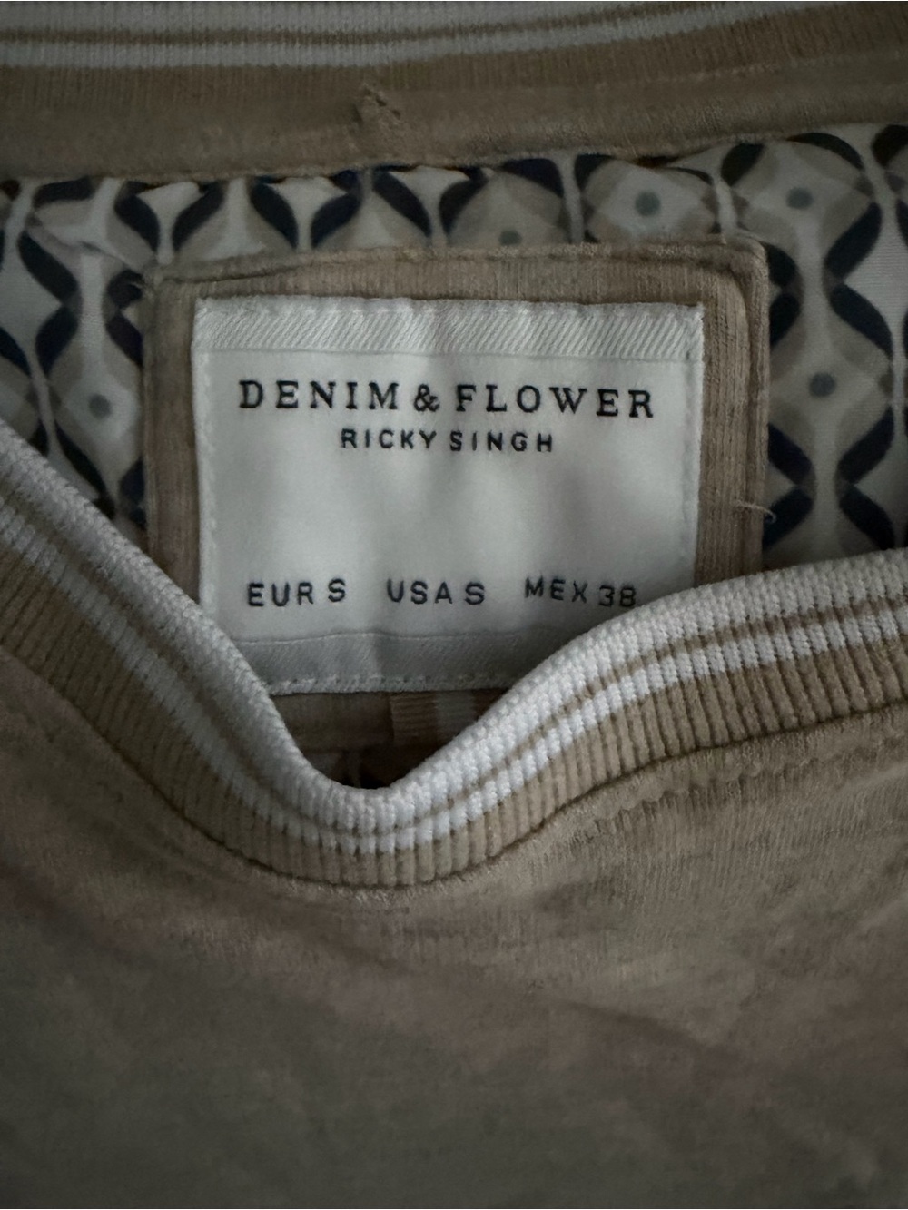 Denim & Flower Men's Taupe Short Sleeve Tee with White Trim